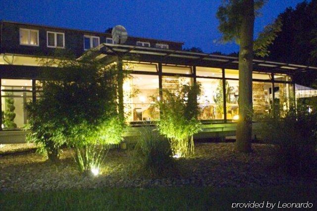 Parkhotel Ahrbergen Гизен Экстерьер фото
